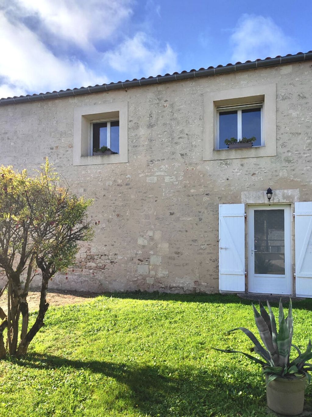 Achat maison à vendre 3 chambres 106 m² - Rochefort