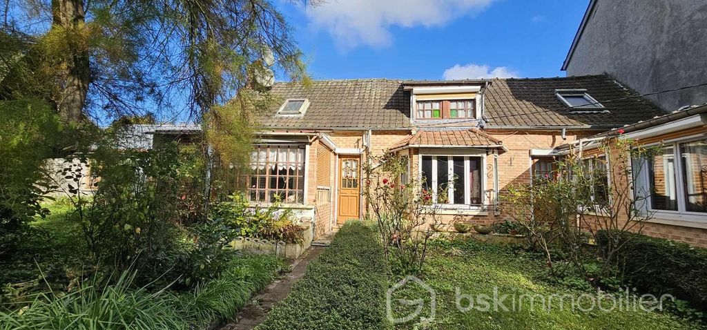 Achat maison à vendre 4 chambres 184 m² - Amiens