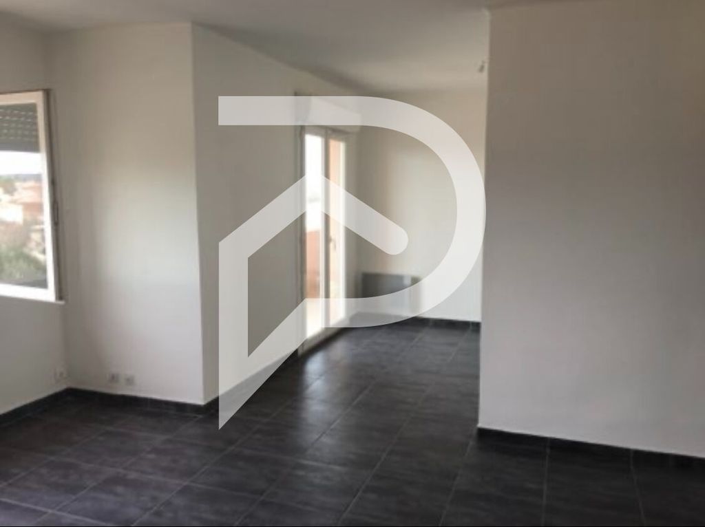 Achat appartement à vendre 4 pièces 74 m² - Lunel