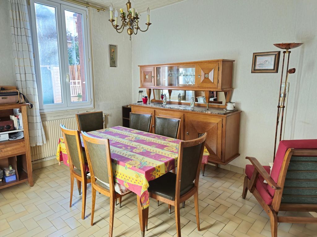 Achat maison à vendre 3 chambres 84 m² - Sotteville-lès-Rouen