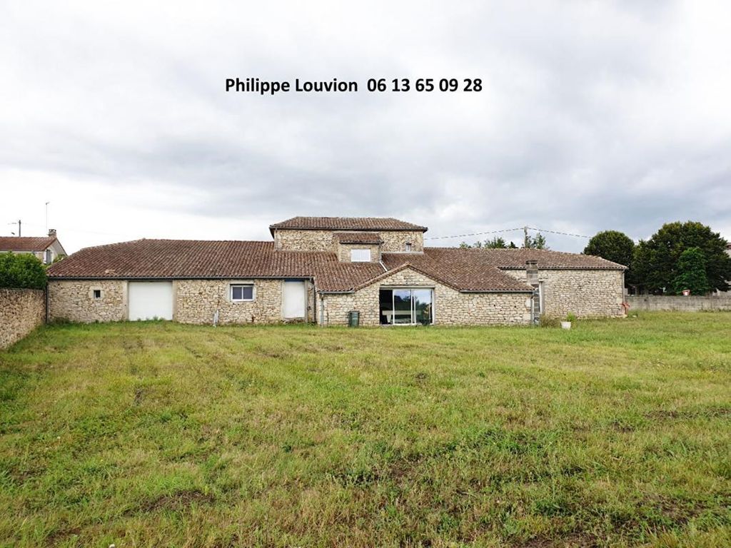 Achat maison à vendre 5 chambres 373 m² - Soussac