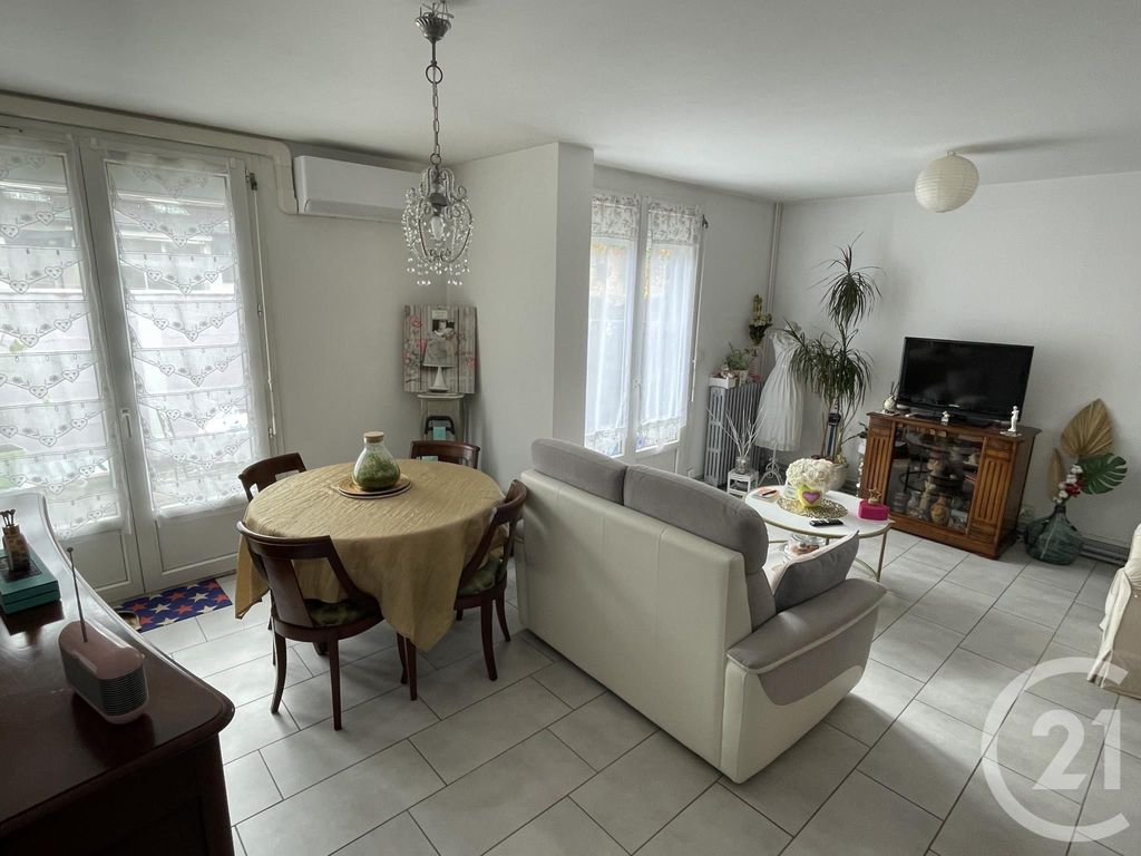 Achat maison à vendre 2 chambres 80 m² - Châteauroux