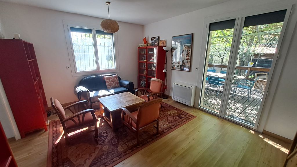 Achat maison à vendre 4 chambres 92 m² - Saint-Mathieu-de-Tréviers