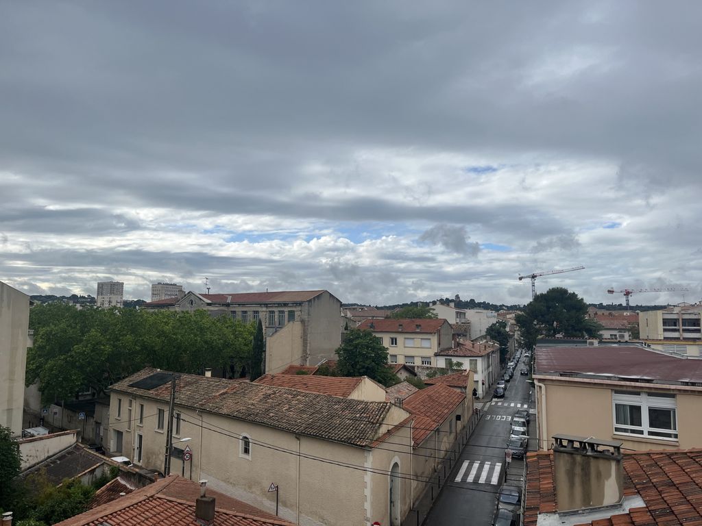 Achat appartement à vendre 4 pièces 74 m² - Nîmes