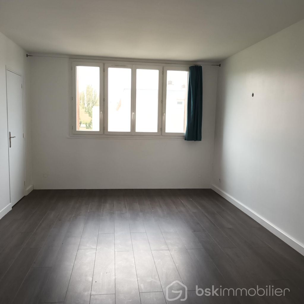 Achat triplex à vendre 4 pièces 67 m² - Sainte-Geneviève-des-Bois