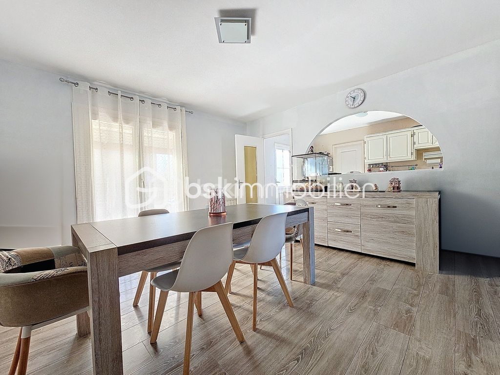 Achat maison à vendre 4 chambres 125 m² - Douchy-les-Mines