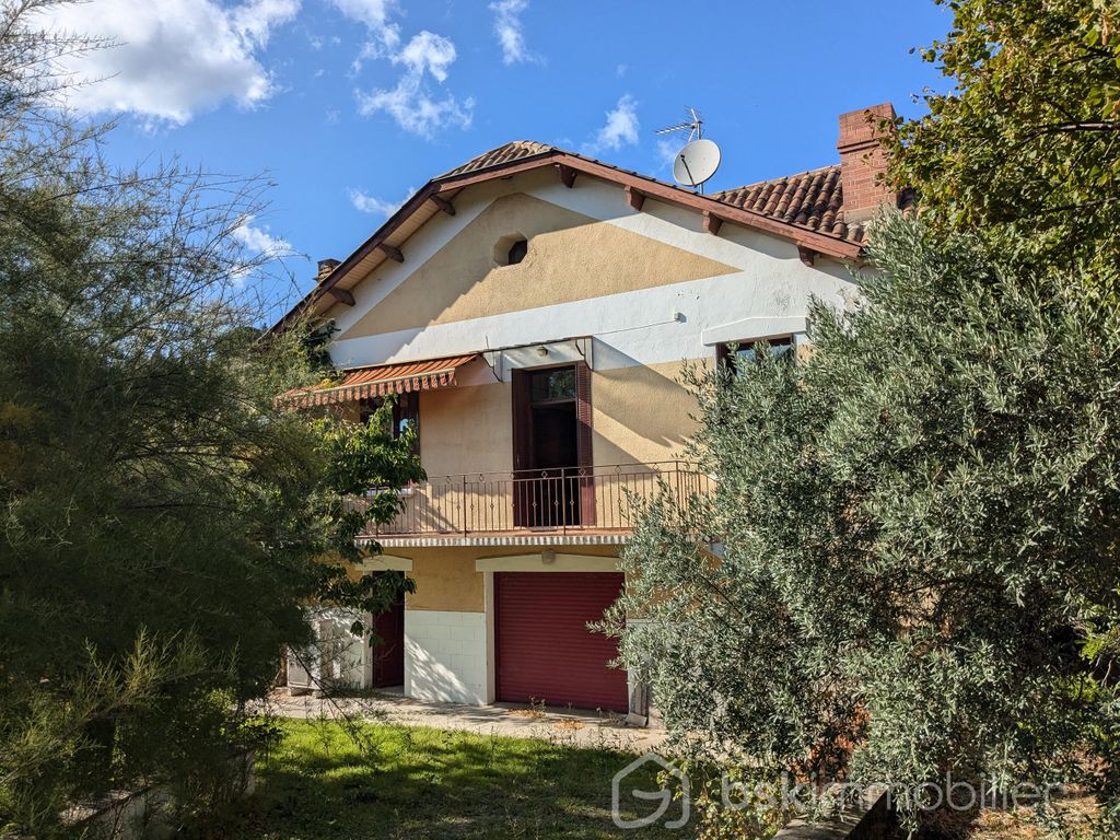 Achat maison à vendre 3 chambres 135 m² - Montbrun-les-Bains