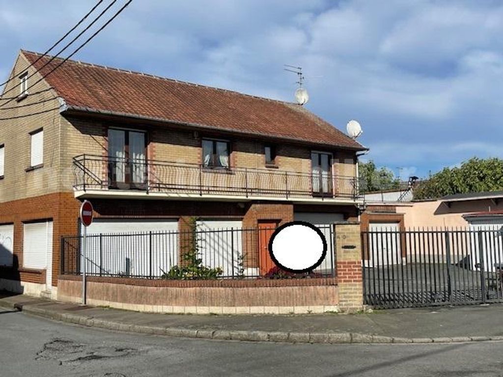 Achat maison à vendre 5 chambres 180 m² - Wattrelos