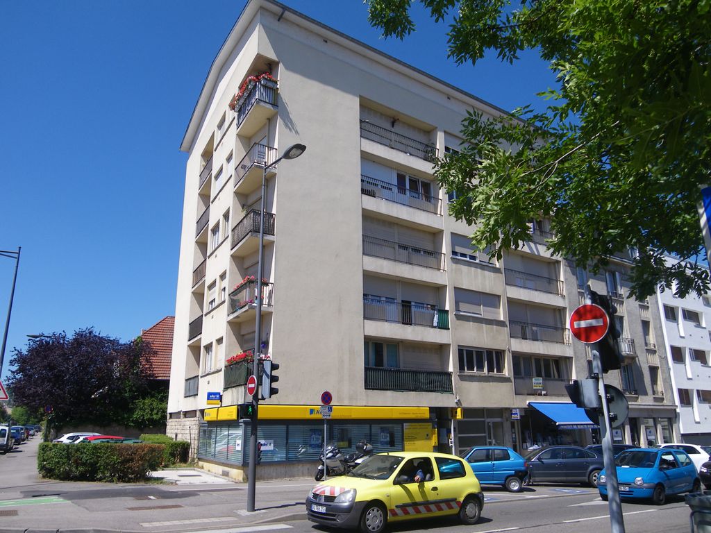 Achat appartement à vendre 4 pièces 270 m² - Villers-lès-Nancy