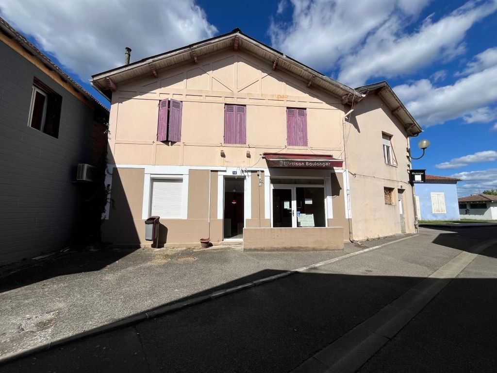 Achat maison à vendre 4 chambres 125 m² - Rion-des-Landes