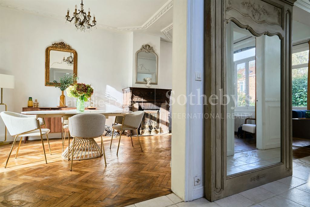 Achat maison à vendre 5 chambres 186 m² - Pont-à-Marcq