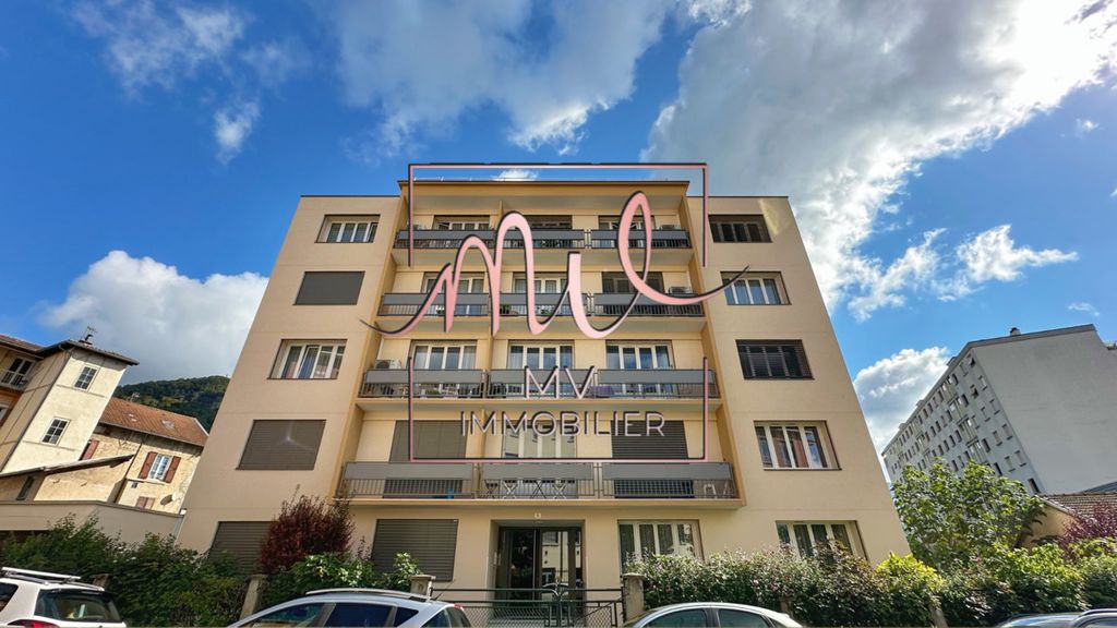 Achat appartement à vendre 3 pièces 79 m² - Voiron