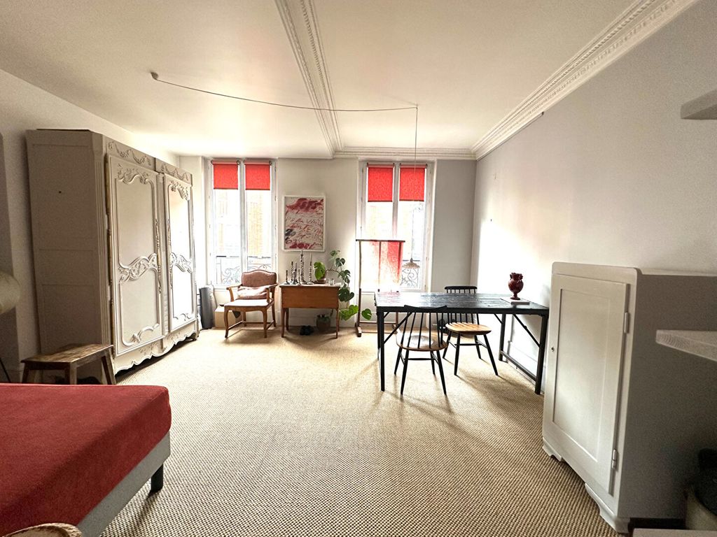 Achat studio à vendre 32 m² - Paris 18ème arrondissement