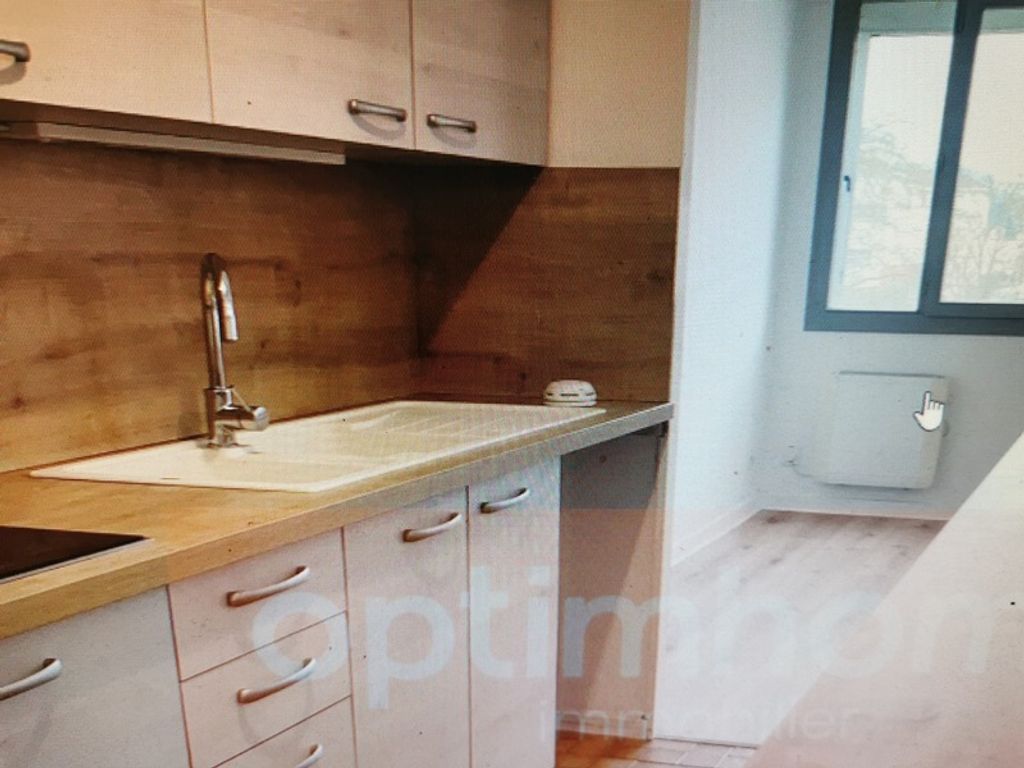 Achat appartement à vendre 6 pièces 109 m² - Bourgoin-Jallieu