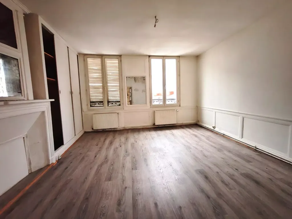 Achat maison à vendre 2 chambres 110 m² - Villers-Cotterêts