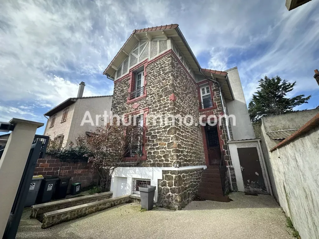 Achat maison à vendre 4 chambres 109 m² - Bondy