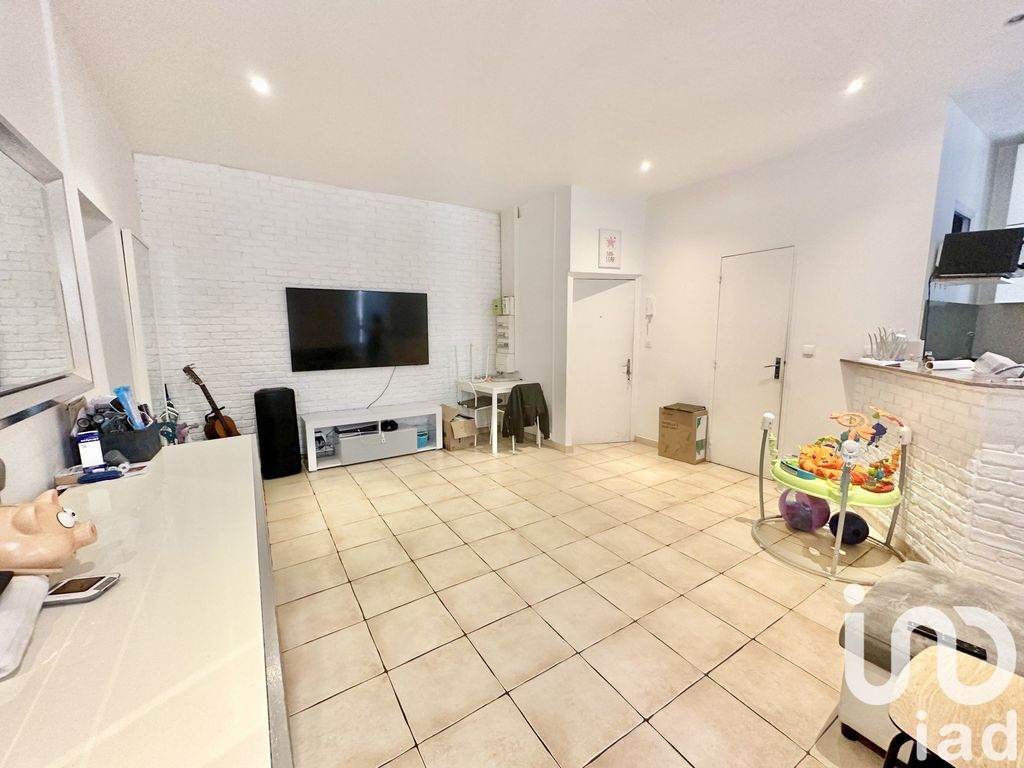 Achat appartement à vendre 2 pièces 46 m² - Ollioules