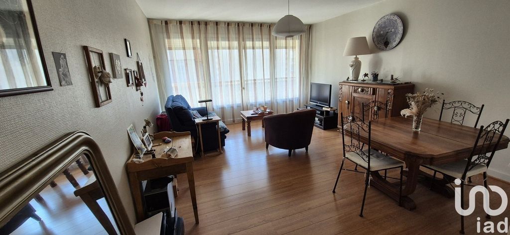 Achat appartement à vendre 4 pièces 93 m² - Aurillac