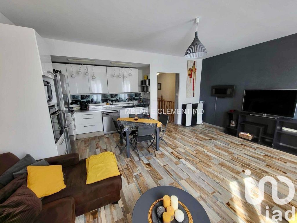 Achat appartement à vendre 3 pièces 71 m² - Garéoult