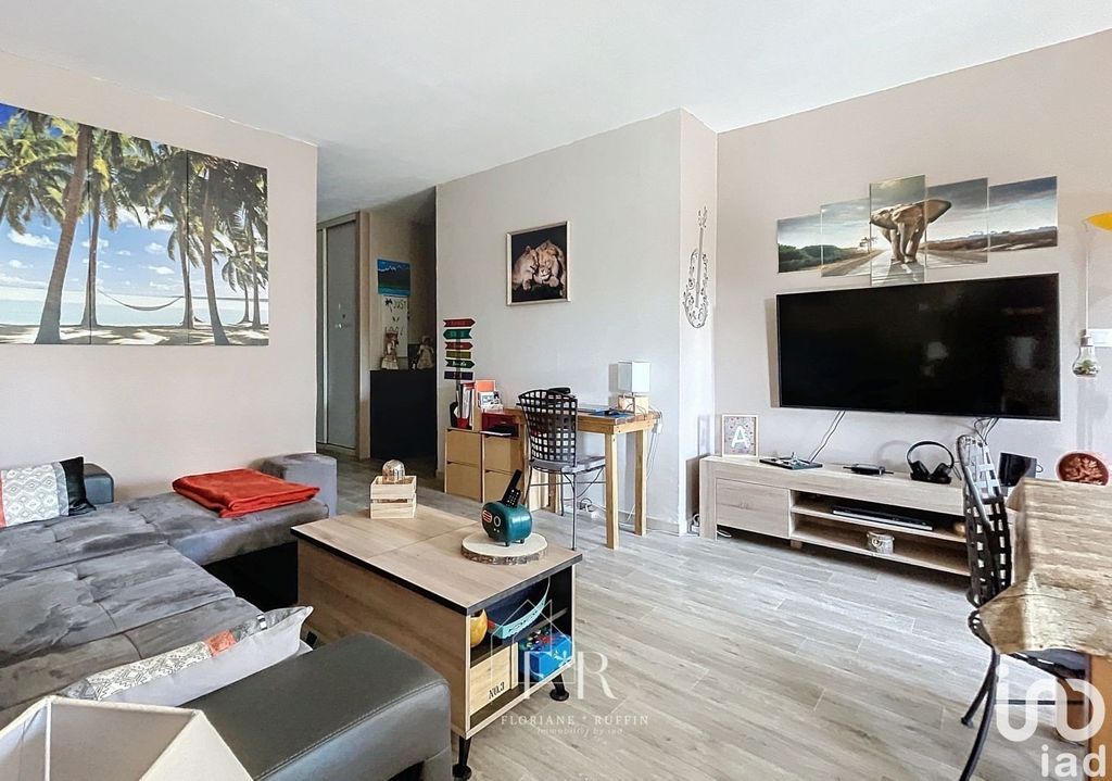 Achat appartement à vendre 4 pièces 100 m² - Carpentras