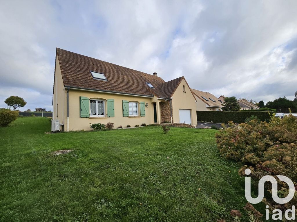 Achat maison à vendre 4 chambres 157 m² - Saint-Mars-d'Outillé