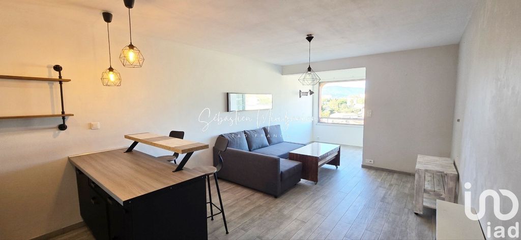 Achat studio à vendre 35 m² - Hyères