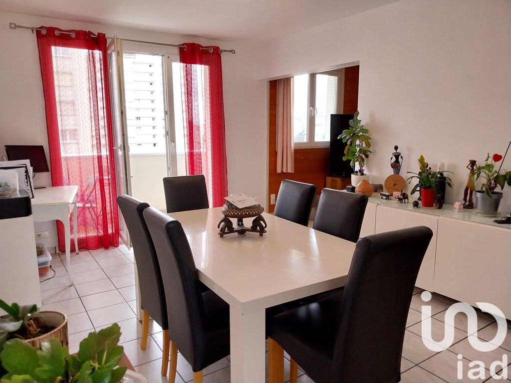 Achat appartement à vendre 4 pièces 70 m² - Besançon