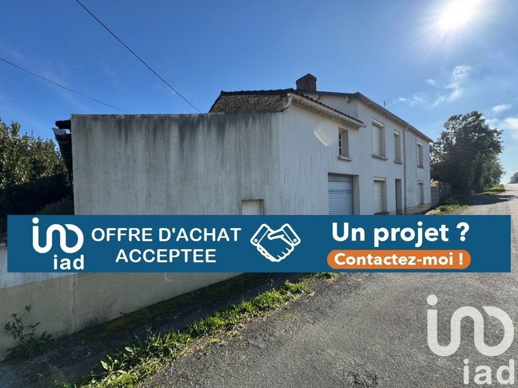 Achat maison à vendre 3 chambres 126 m² - Saint-Vincent-Sterlanges