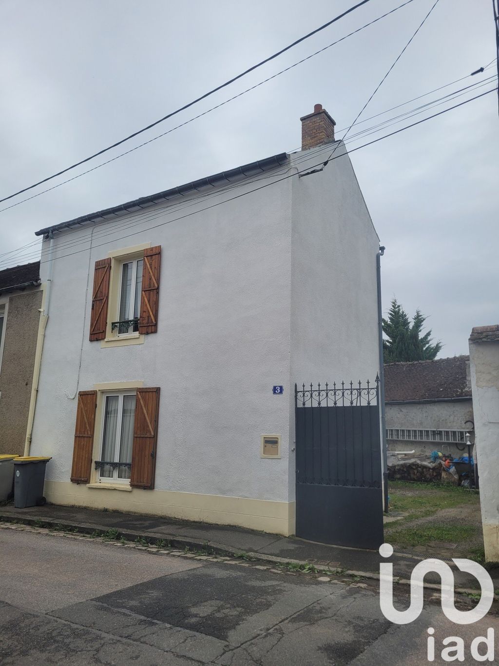 Achat maison à vendre 4 chambres 112 m² - Tousson