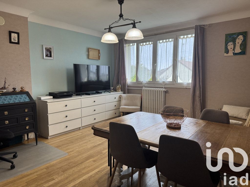 Achat appartement à vendre 4 pièces 74 m² - Gretz-Armainvilliers