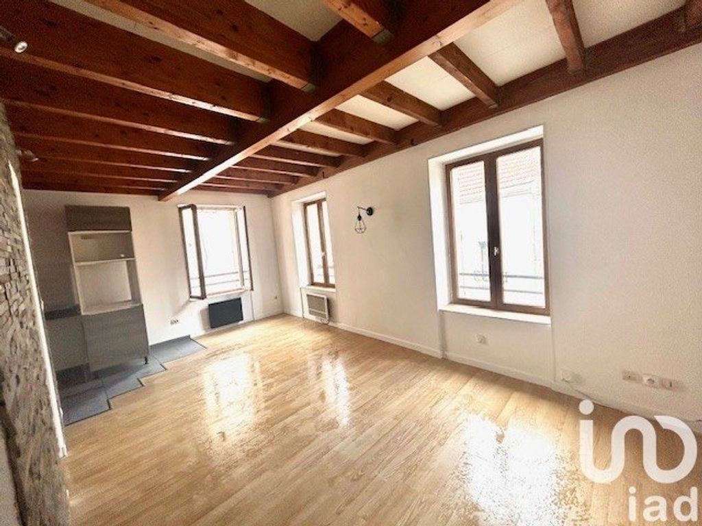 Achat appartement à vendre 2 pièces 42 m² - Claye-Souilly