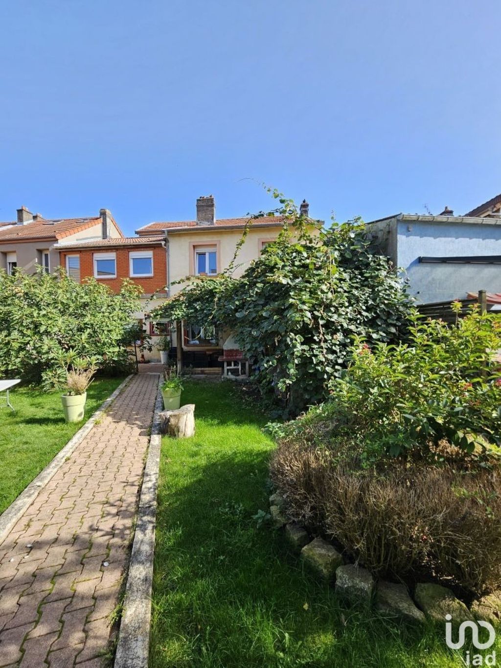 Achat maison à vendre 5 chambres 176 m² - Mont-Saint-Martin