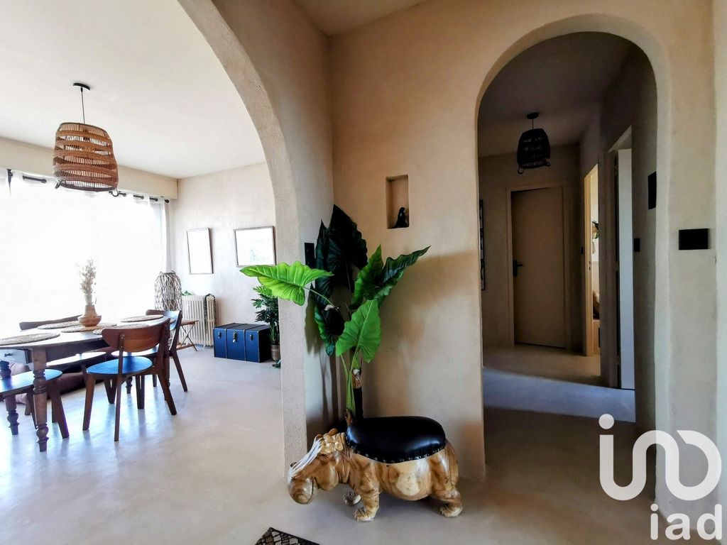 Achat appartement à vendre 3 pièces 76 m² - Nîmes