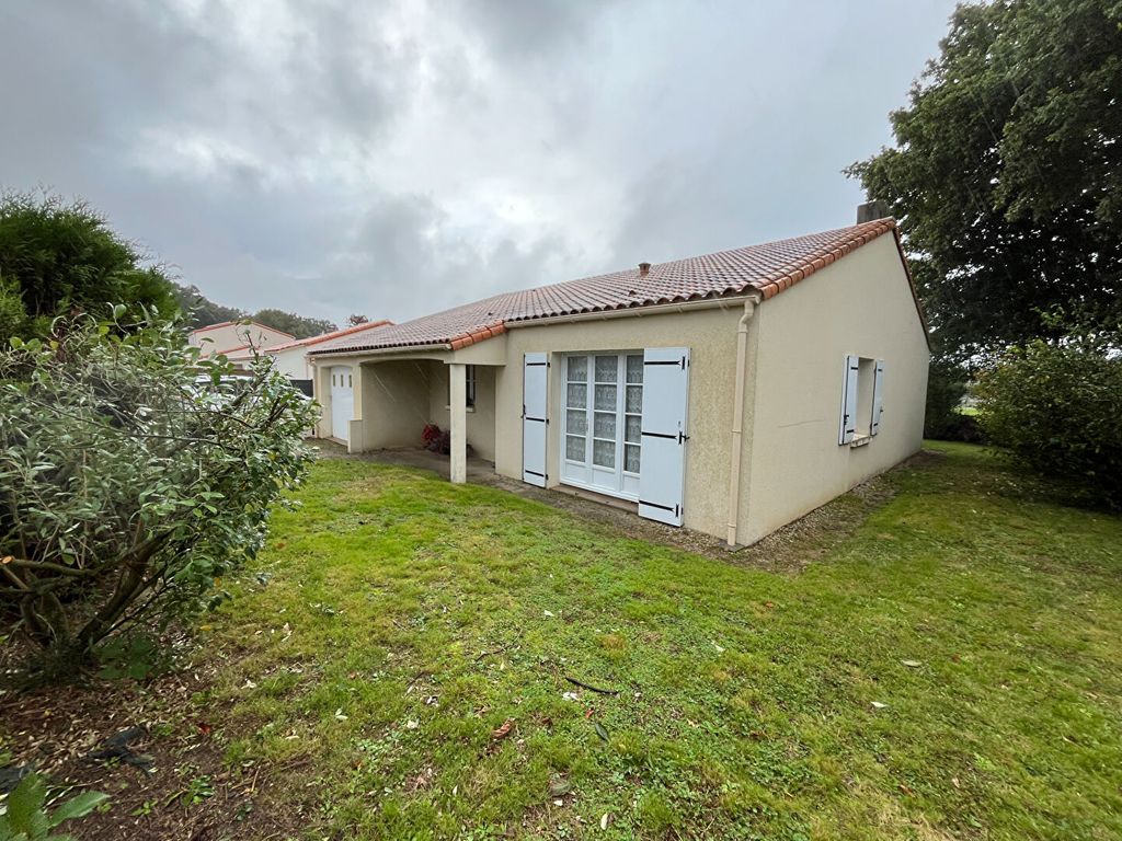 Achat maison à vendre 3 chambres 94 m² - La Roche-sur-Yon