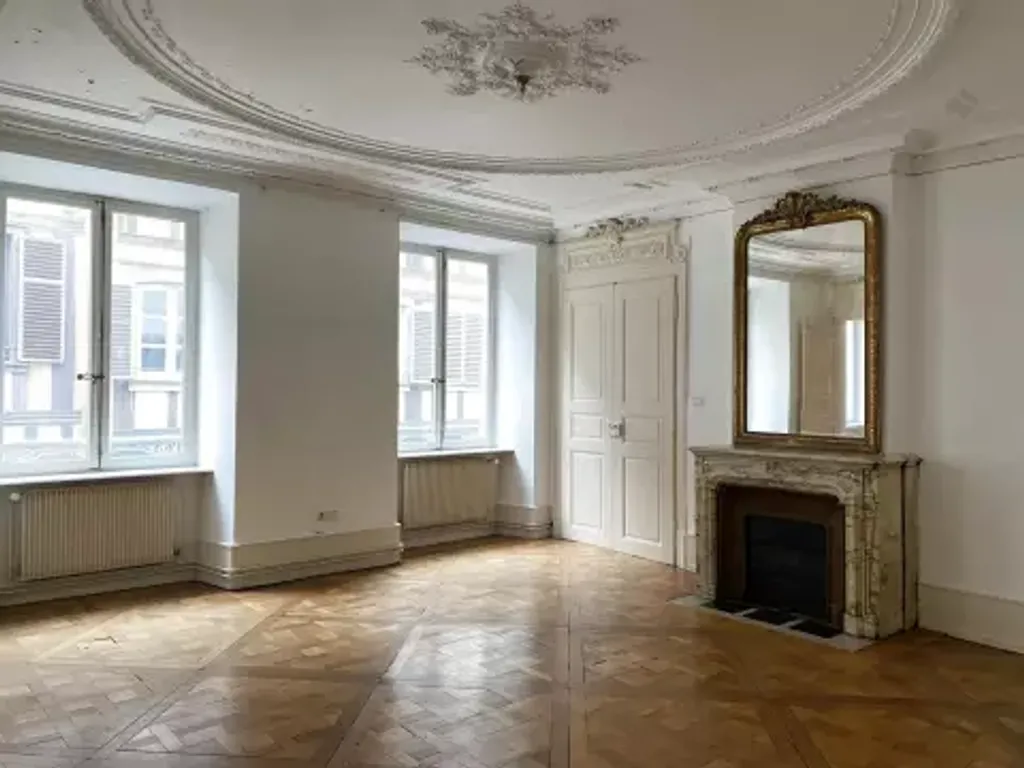 Achat appartement à vendre 4 pièces 159 m² - Strasbourg