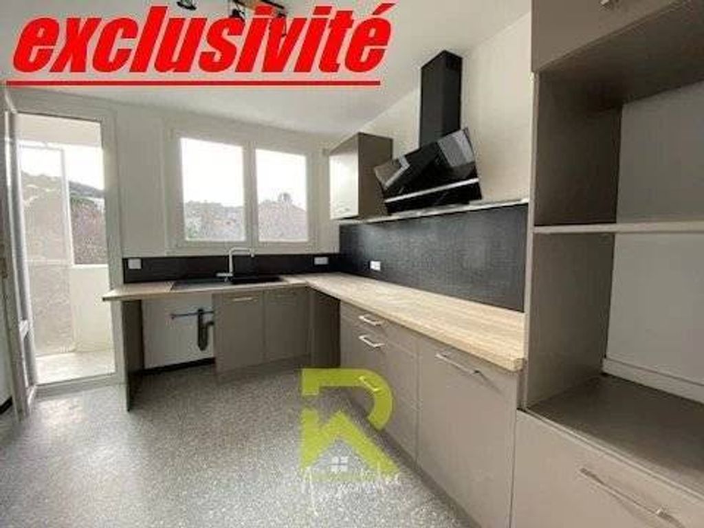 Achat appartement à vendre 4 pièces 93 m² - Sète