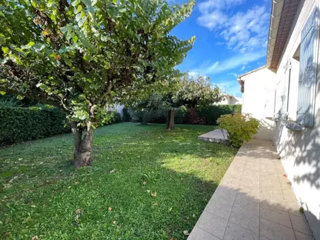 Achat maison à vendre 3 chambres 95 m² - Rognonas