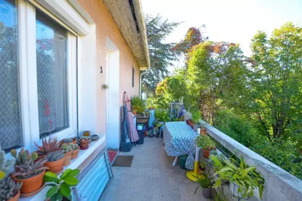 Achat appartement à vendre 2 pièces 49 m² - Marseille 12ème arrondissement