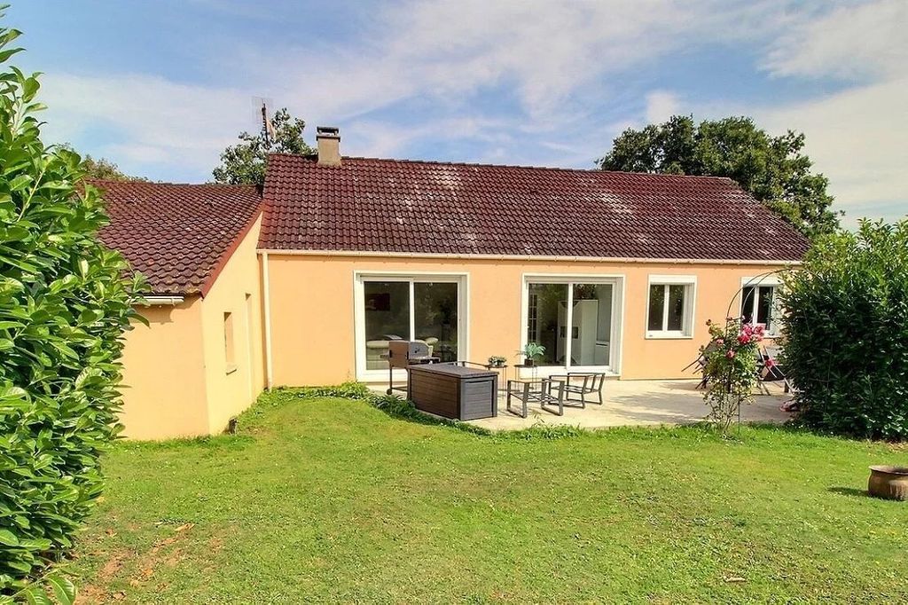 Achat maison à vendre 4 chambres 105 m² - Villemeux-sur-Eure