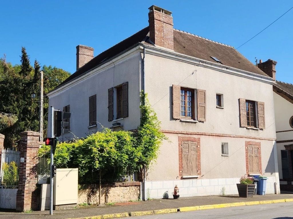 Achat maison à vendre 4 chambres 185 m² - Nogent-le-Roi