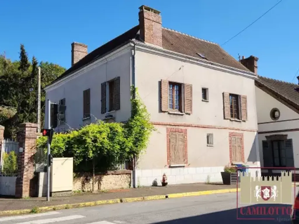 Achat maison à vendre 4 chambres 185 m² - Nogent-le-Roi