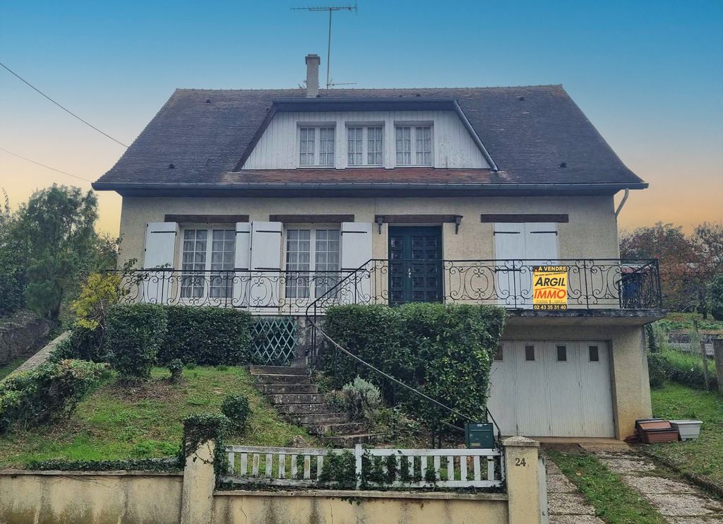 Achat maison à vendre 4 chambres 137 m² - Saint-Calais