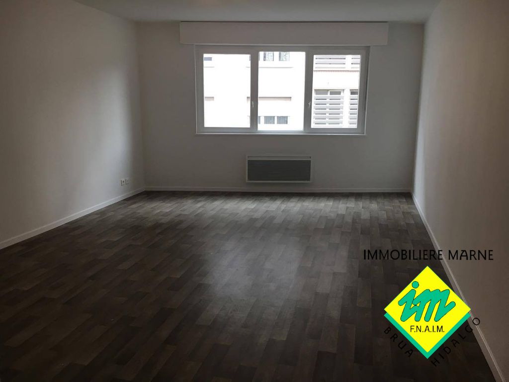 Achat appartement à vendre 3 pièces 84 m² - Strasbourg