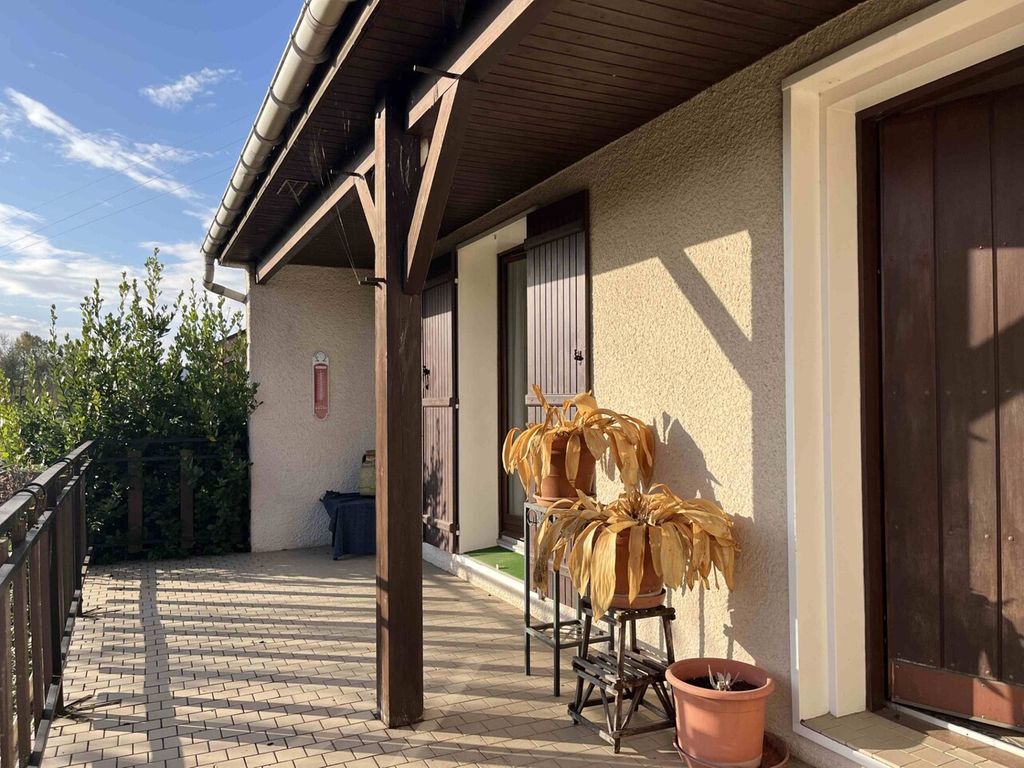 Achat maison à vendre 2 chambres 90 m² - Le Villars