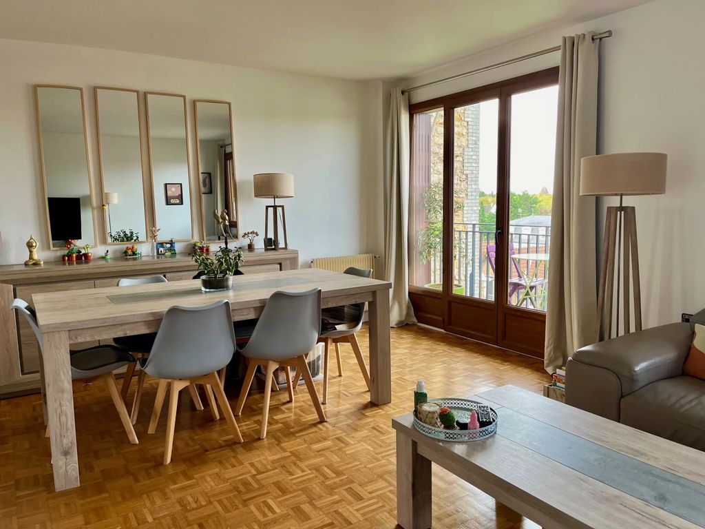 Achat appartement à vendre 4 pièces 76 m² - Saint-Maur-des-Fossés