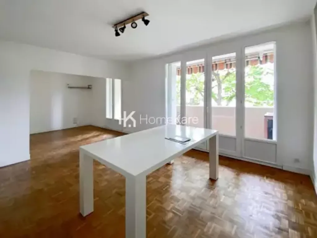 Achat appartement à vendre 4 pièces 64 m² - Talence