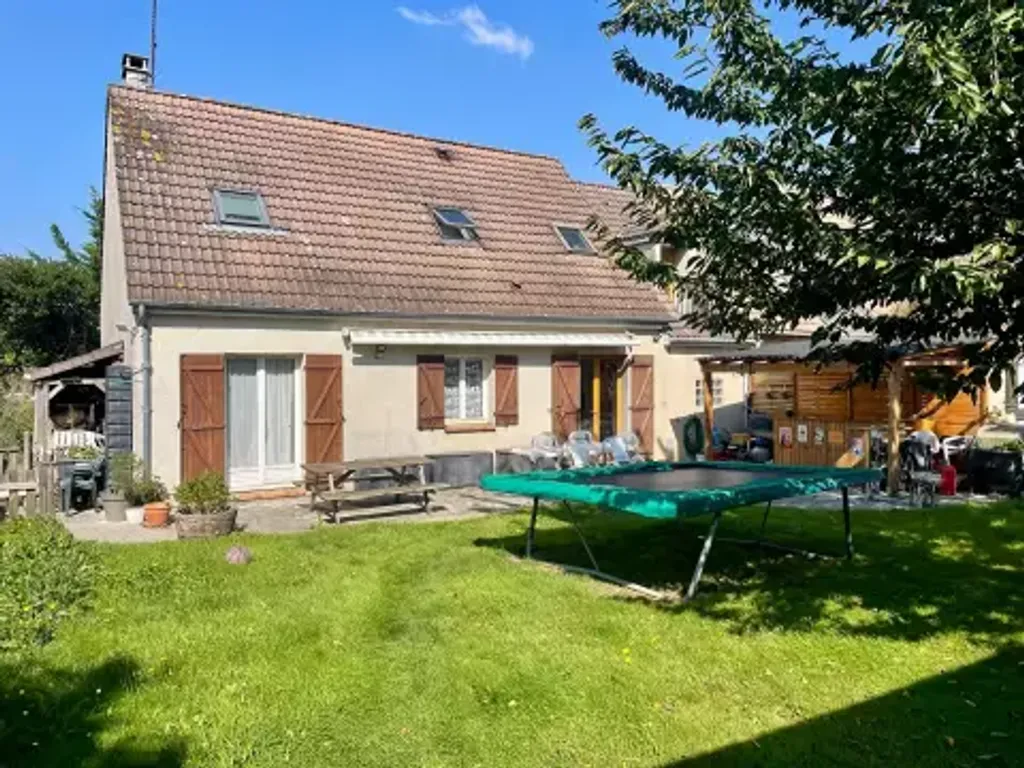 Achat maison à vendre 4 chambres 141 m² - Montmorency