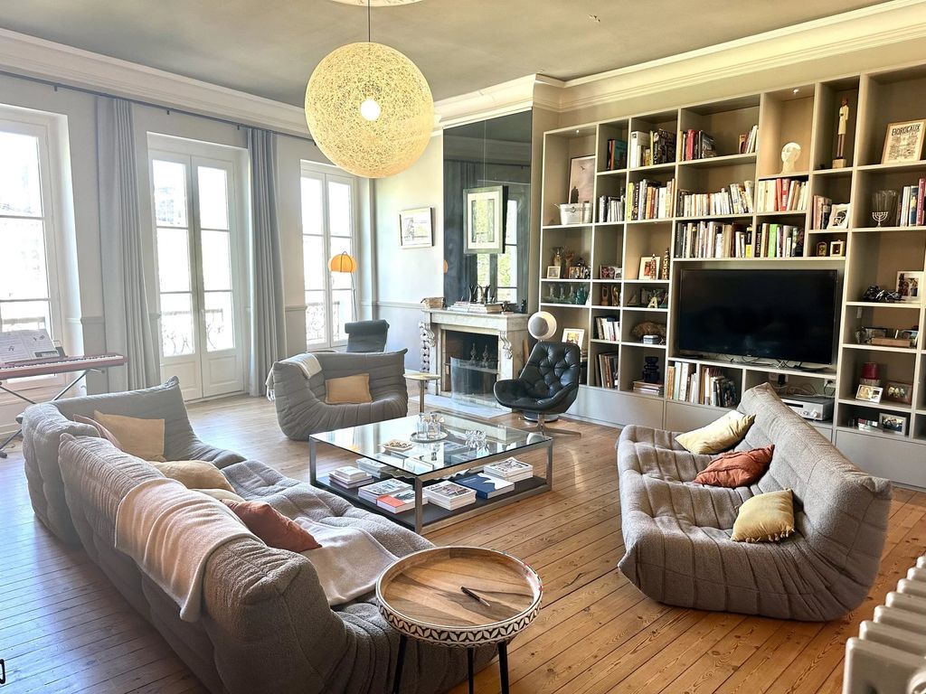 Achat appartement à vendre 5 pièces 161 m² - Bordeaux