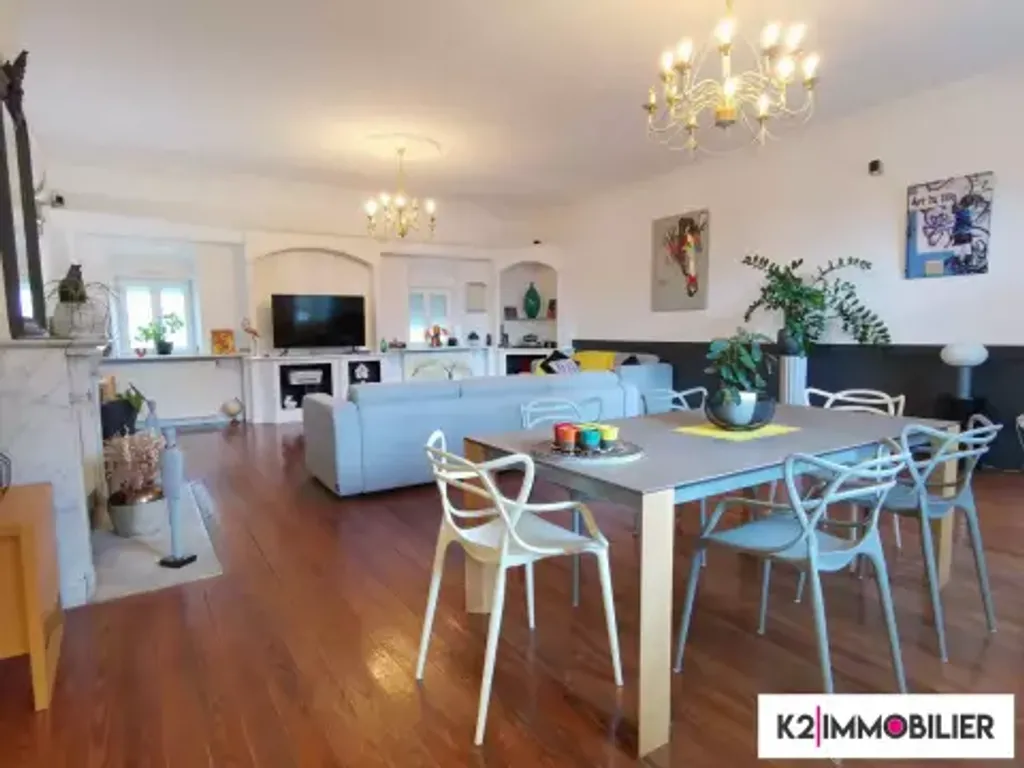 Achat appartement à vendre 6 pièces 197 m² - Montélimar