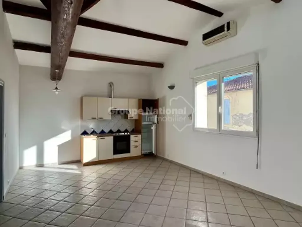 Achat appartement à vendre 2 pièces 47 m² - Arles